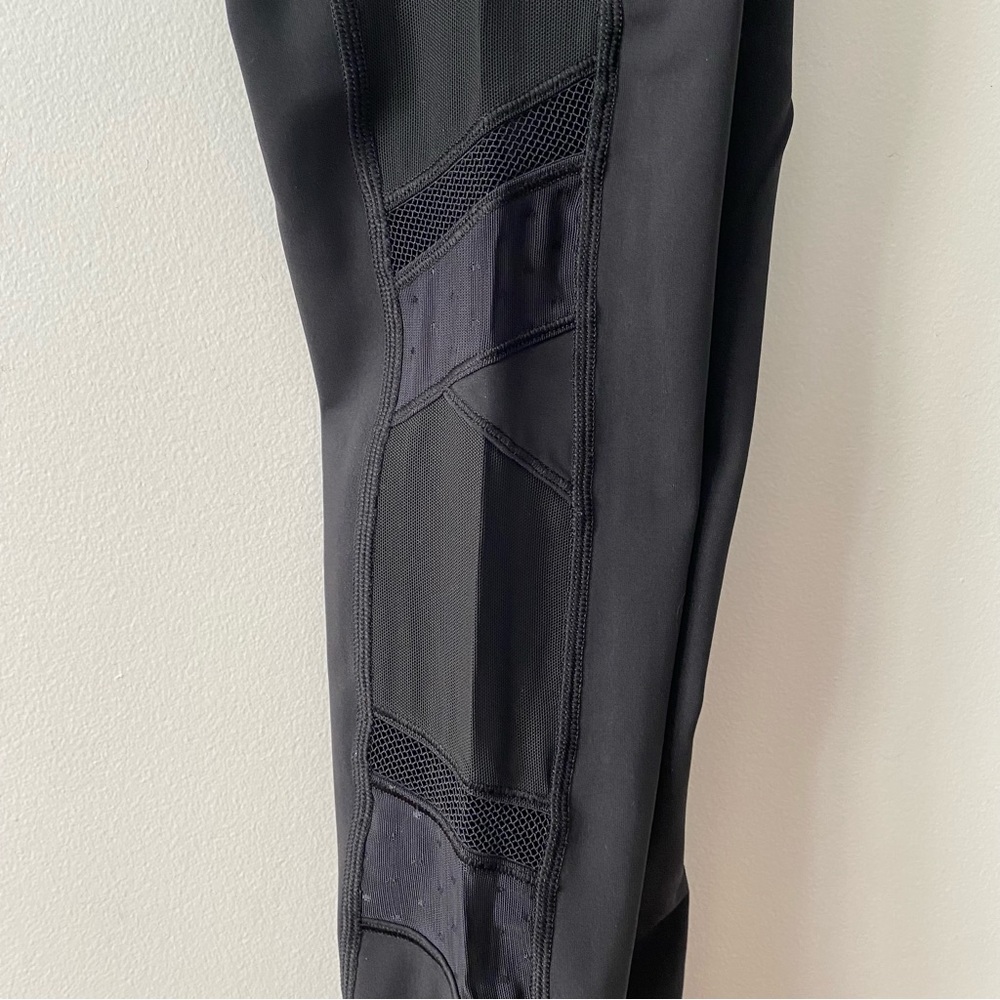 Lululemon Just Breathe Pant mesh leggings in black size 6 - Picture 12 of 17